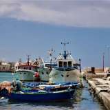 Superato il porticciolo con le sue storie di pescatori...